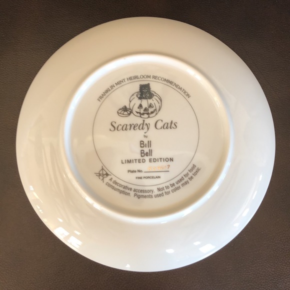 Perrrfect NIB 3 plate Bill Bell holiday set - Picture 5 of 11